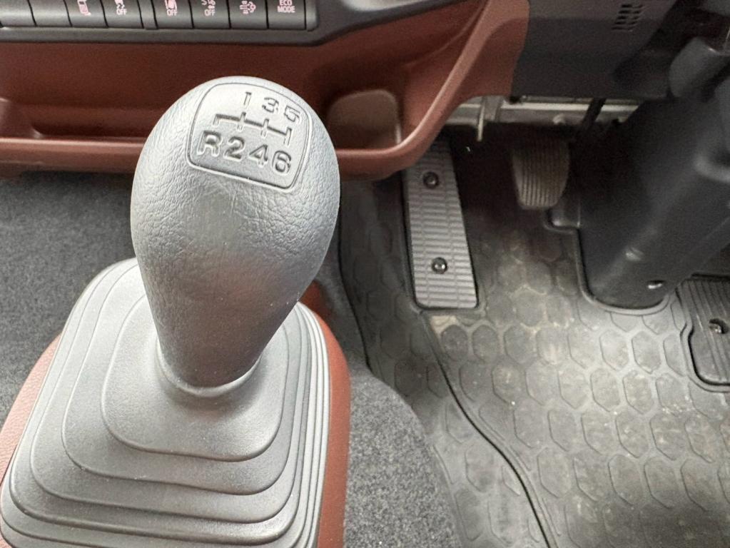 日野 レンジャー 2KG-FD2ABG(2WD)の写真23