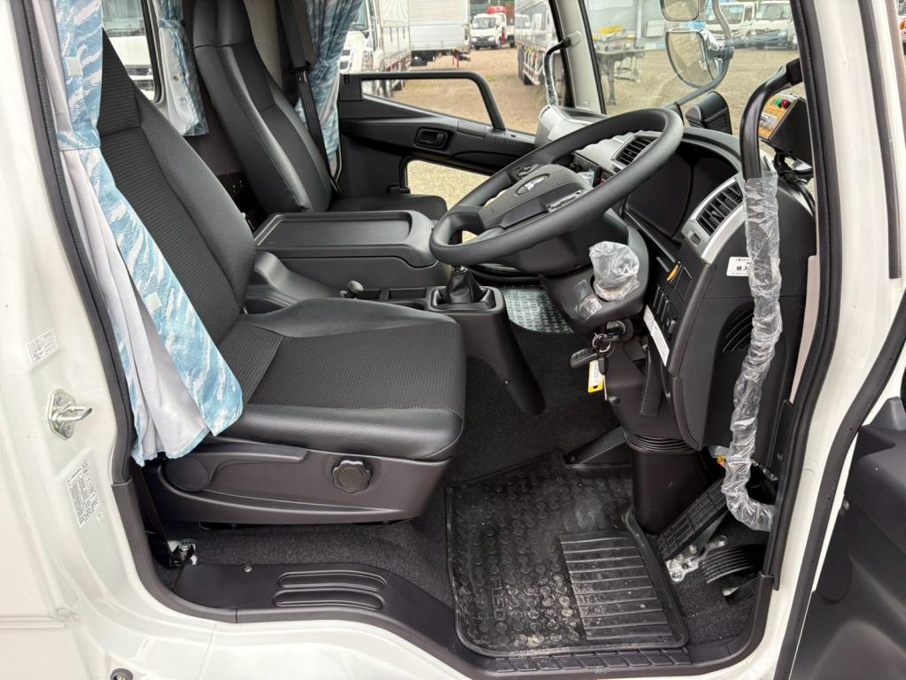 三菱 ファイター 2KG-FK72F(2WD)の写真21