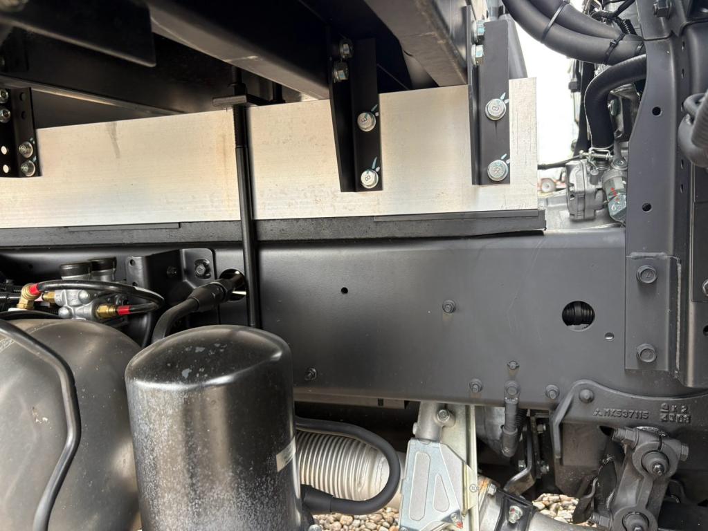 三菱 ファイター 2KG-FK72F(2WD)の写真14