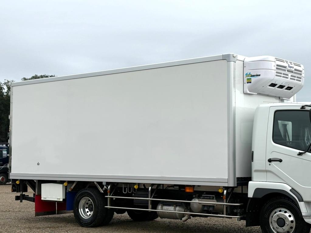 三菱 ファイター 2KG-FK72F(2WD)の写真5