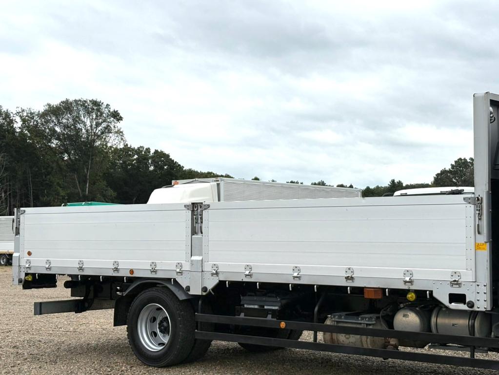 三菱 ファイター 2KG-FK65FZ(2WD)の写真5