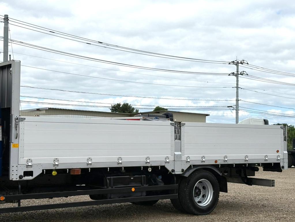 三菱 ファイター 2KG-FK65FZ(2WD)の写真6