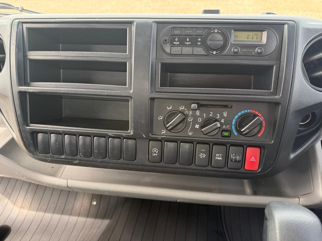 日野 デュトロ TPG-XZU710M(2WD)の写真22
