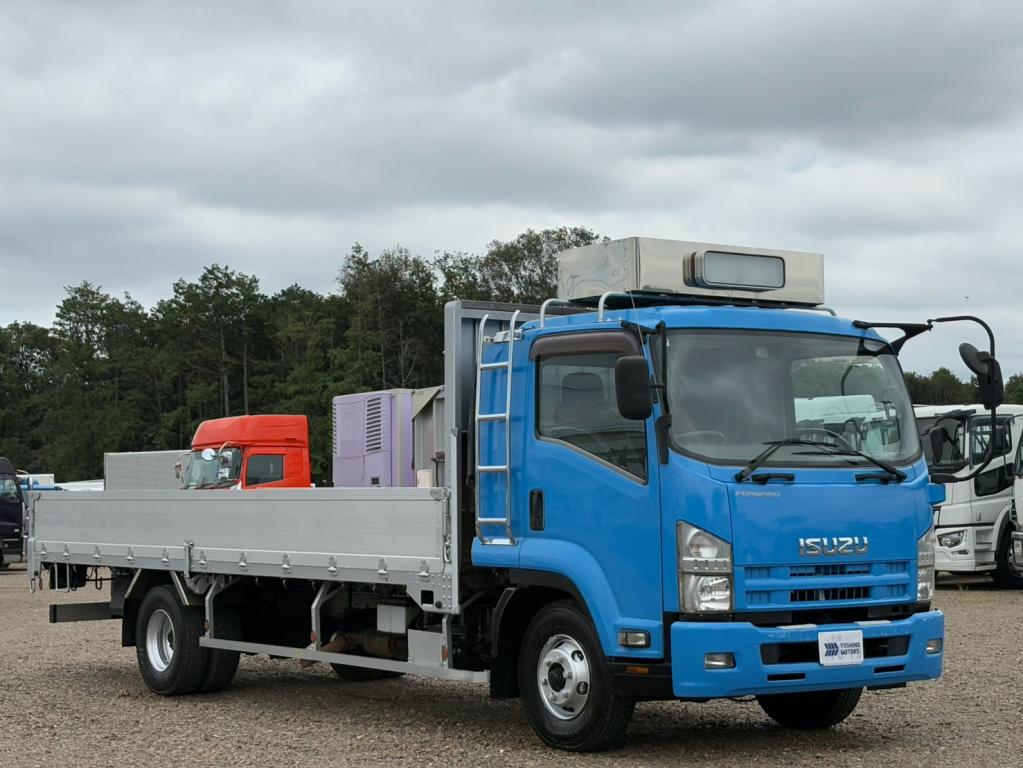 いすゞ フォワード TKG-FRR90S2(2WD)の写真2