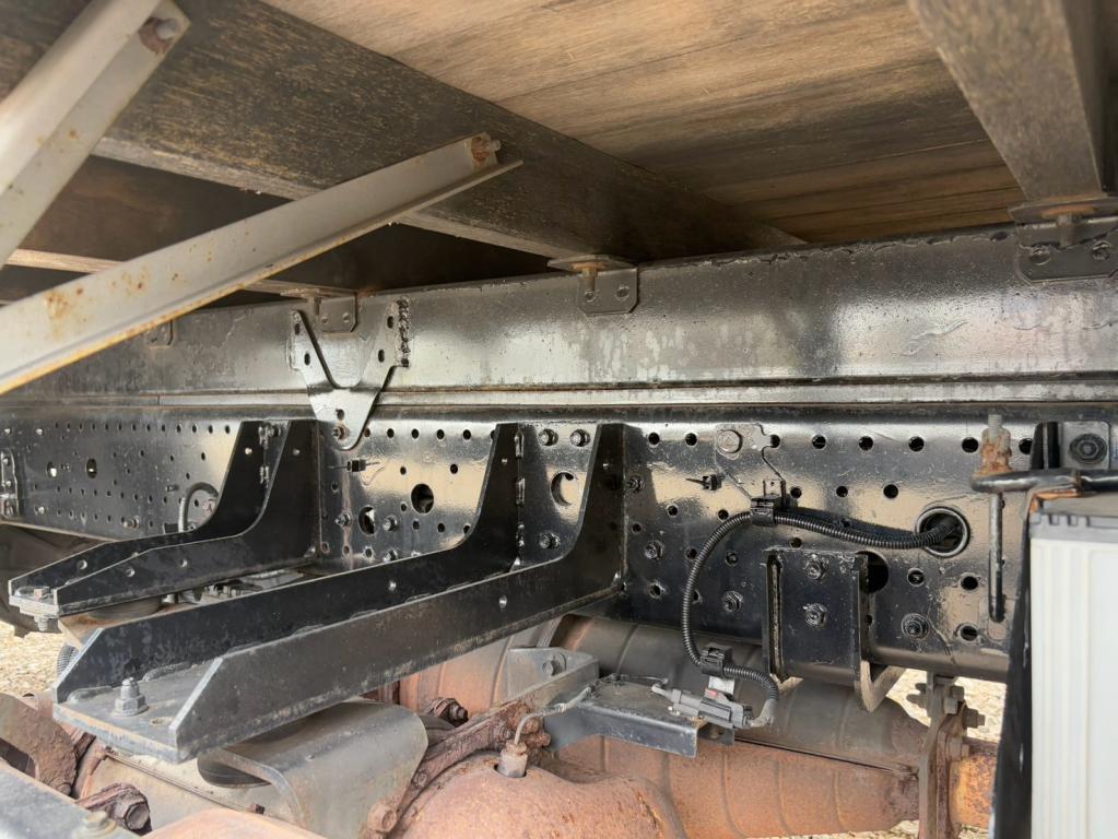 いすゞ フォワード QPG-FTR34S2(2WD)の写真14