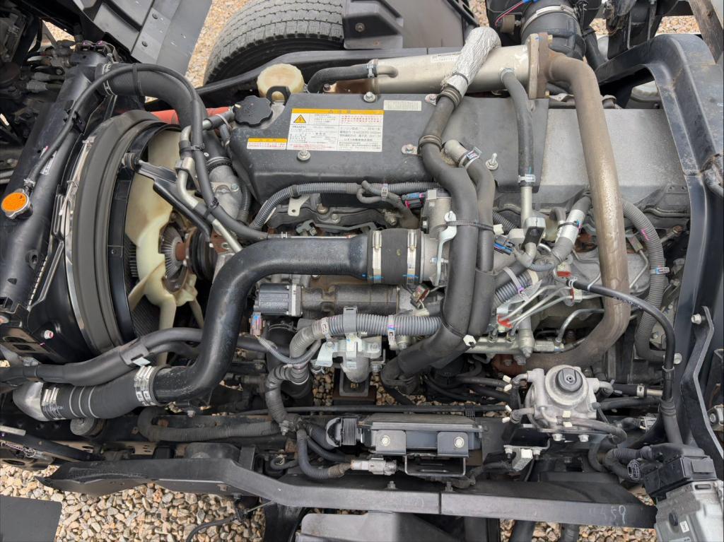 いすゞ フォワード QPG-FTR34S2(2WD)の写真18