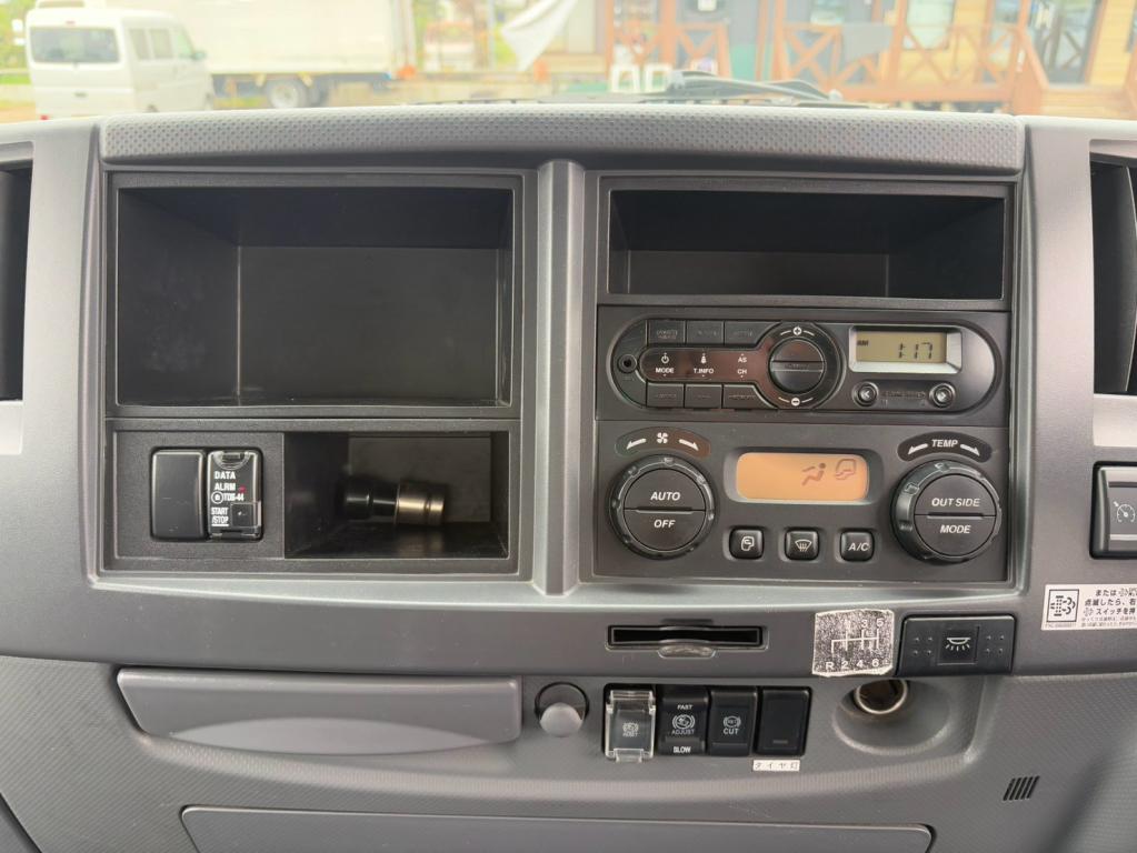 いすゞ フォワード QPG-FTR34S2(2WD)の写真22
