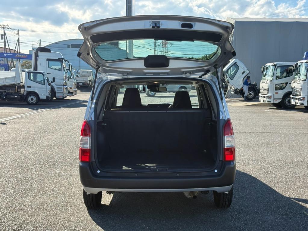 トヨタ その他 5BE-NCP160V(その他)の写真14