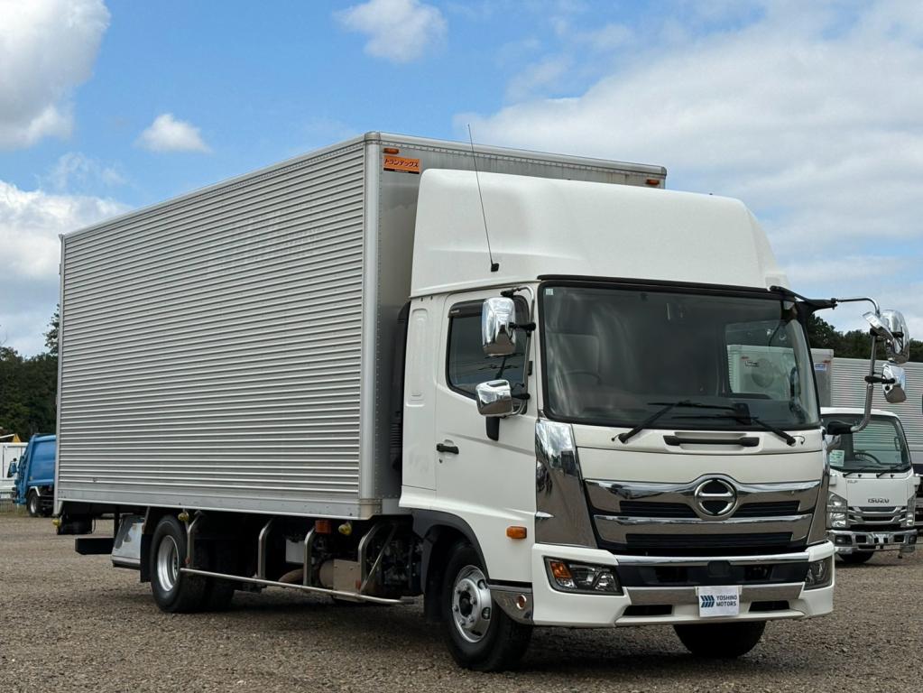 日野 レンジャー 2PG-FD2ABG(2WD)の写真2