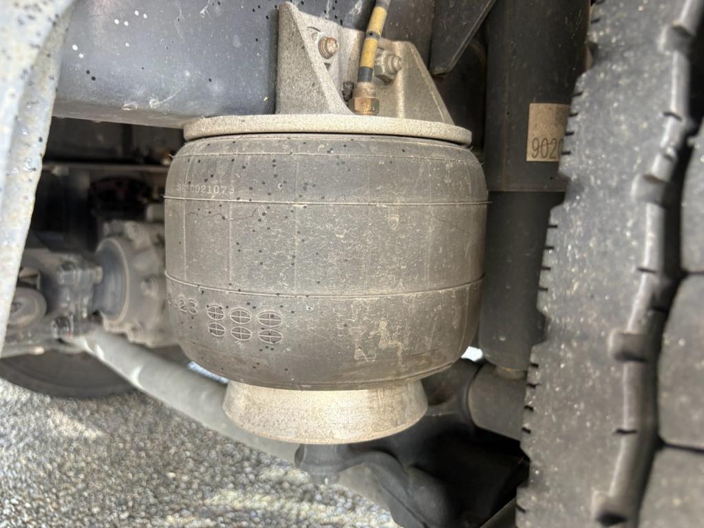 いすゞ フォワード 2RG-FRR90T4(2WD)の写真17