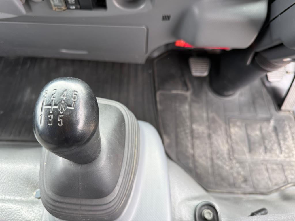 いすゞ エルフ TKG-NPR85AR(2WD)の写真23