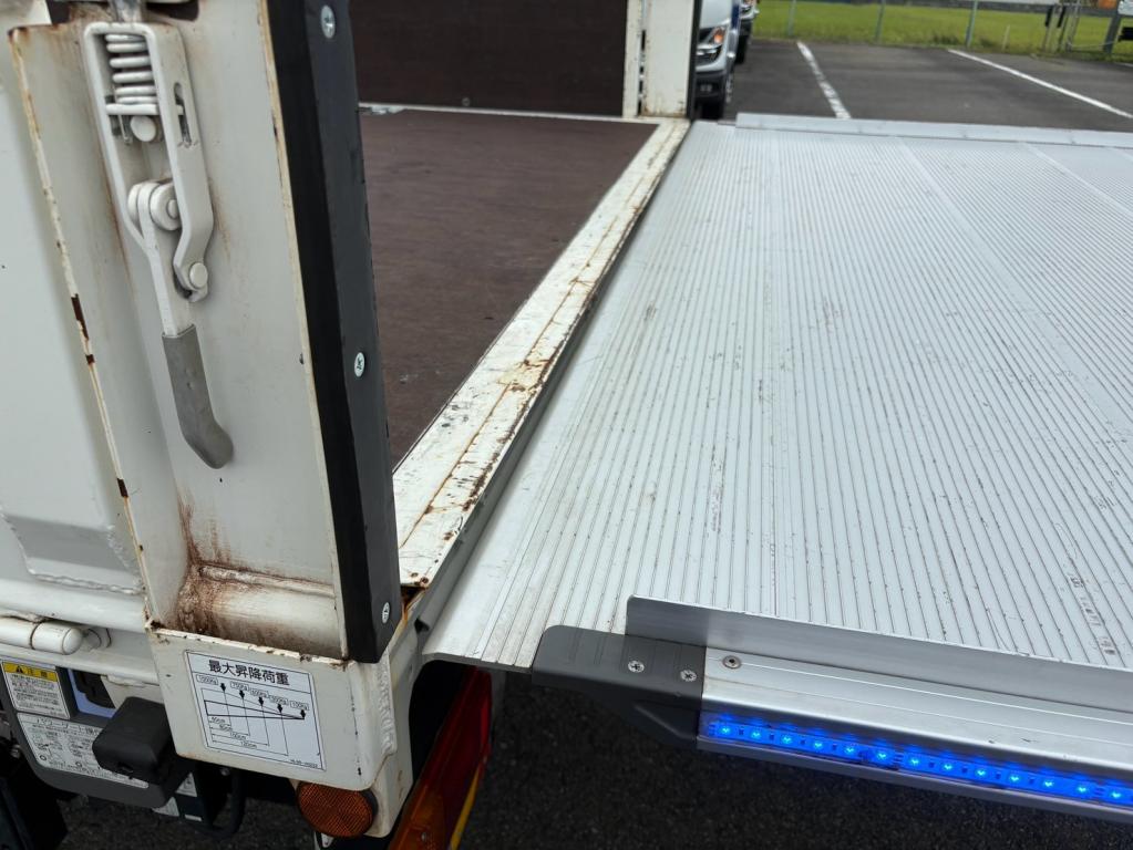 日野 デュトロ 2KG-XZU712M(2WD)の写真13