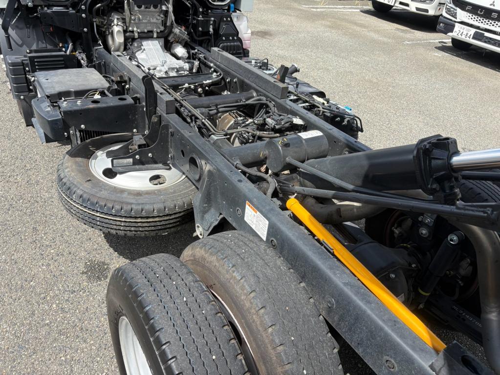 三菱 キャンター 2RG-FBA60(2WD)の写真15