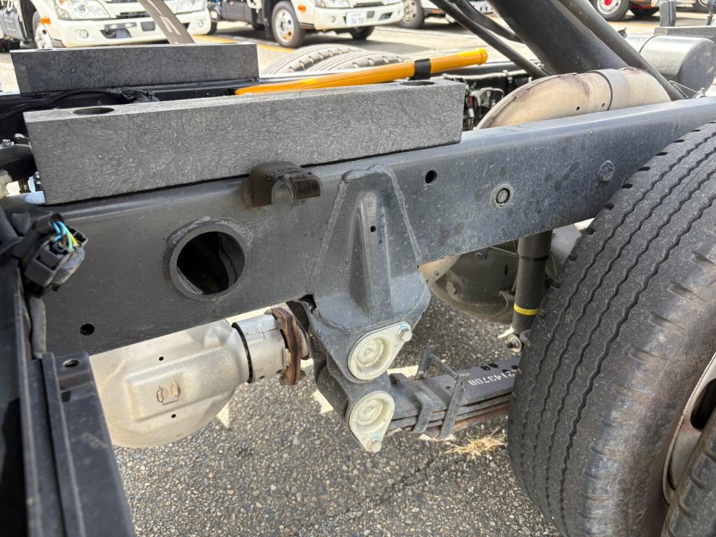 三菱 キャンター 2RG-FBA60(2WD)の写真16