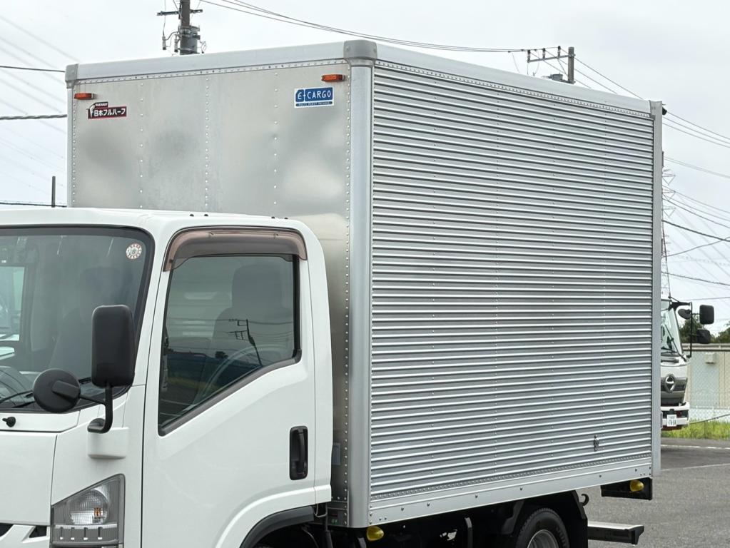 いすゞ エルフ 2RG-NLR88AN(2WD)の写真6