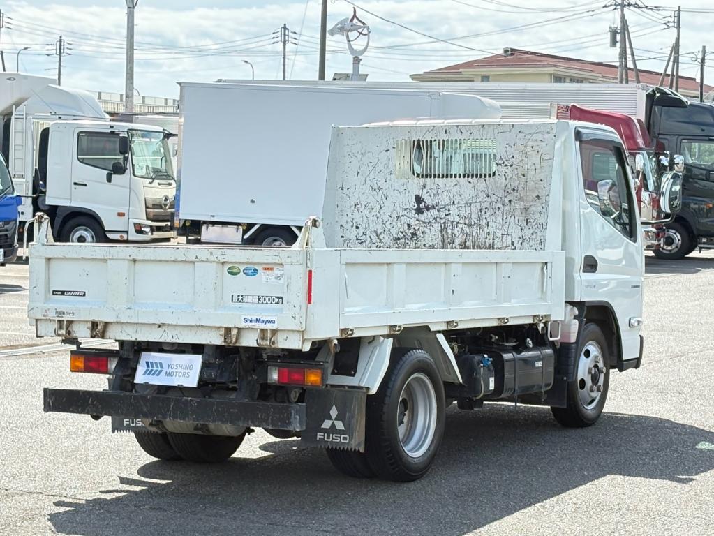 三菱 キャンター 2RG-FBA60(2WD)の写真4