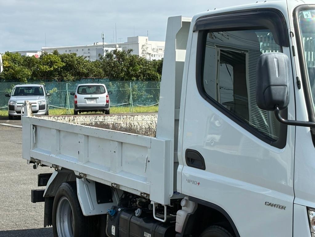 三菱 キャンター 2RG-FBA60(2WD)の写真5