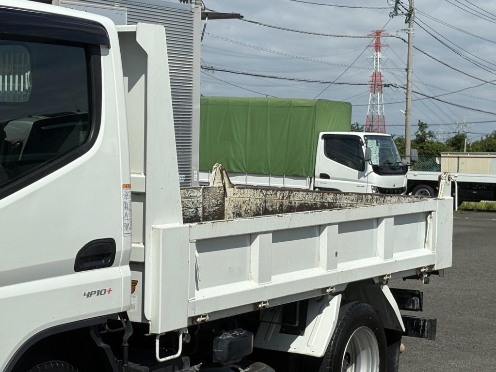 三菱 キャンター 2RG-FBA60(2WD)の写真6