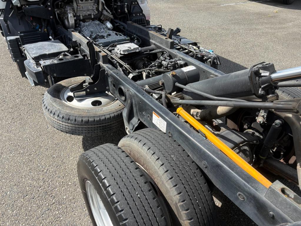 三菱 キャンター 2RG-FBA60(2WD)の写真15