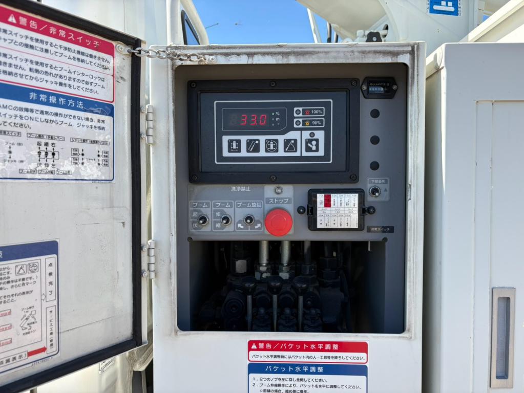 日野 デュトロ TPG-XZU600X(2WD)の写真12