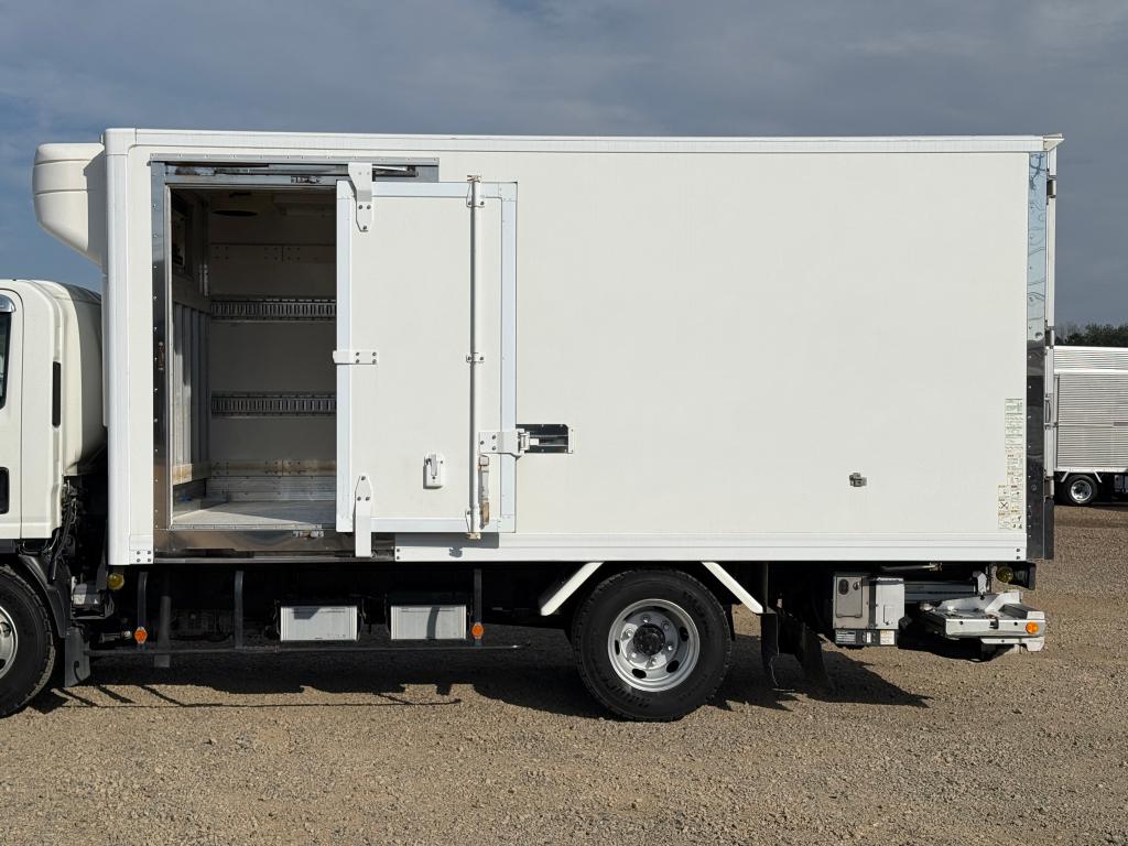 いすゞ エルフ 2RG-NPR88YN(2WD)の写真14