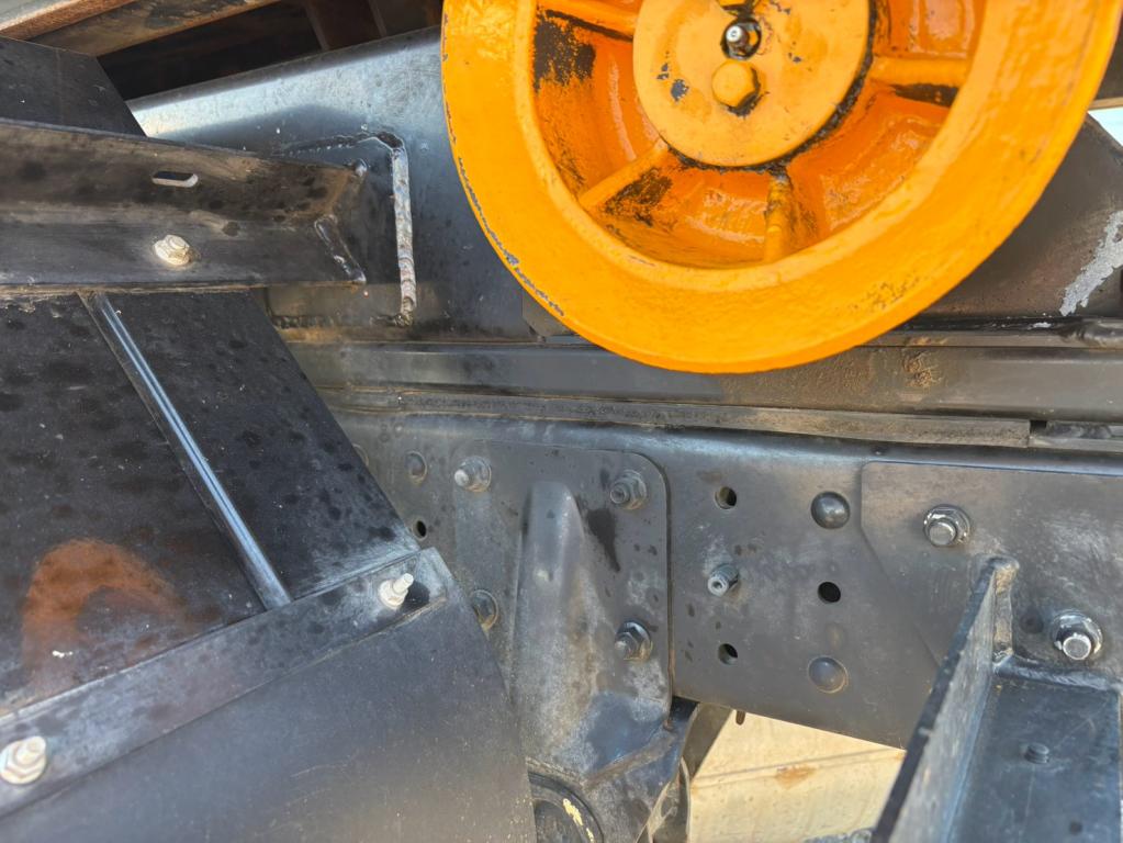 三菱 キャンター 2PG-FBAV0(2WD)の写真16