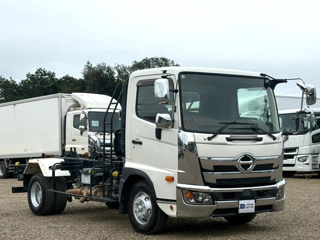 日野 レンジャー 2KG-FC2ABA(2WD)の写真2