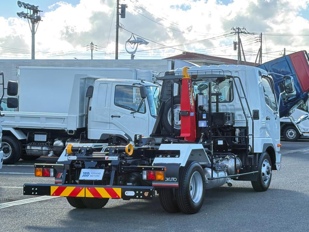 三菱 ファイター 2KG-FK72F(2WD)の写真4
