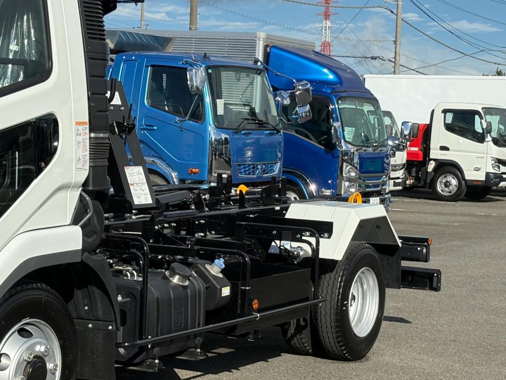 三菱 ファイター 2KG-FK72F(2WD)の写真6