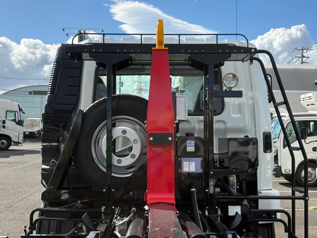 三菱 ファイター 2KG-FK72F(2WD)の写真7