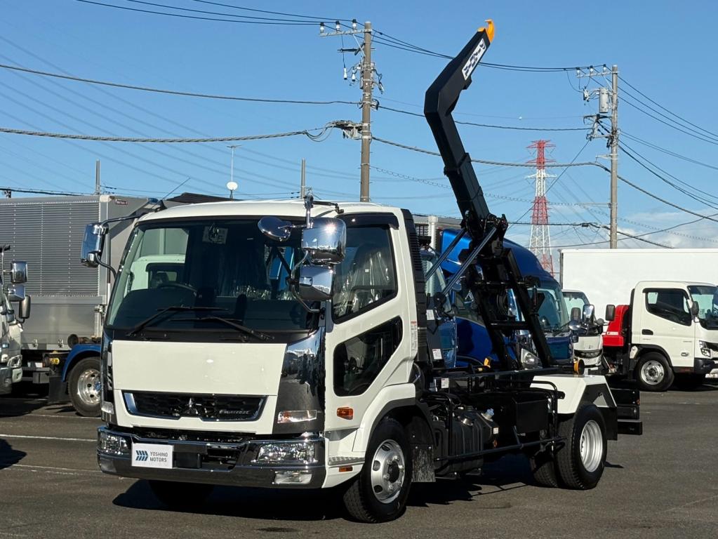 三菱 ファイター 2KG-FK72F(2WD)の写真1