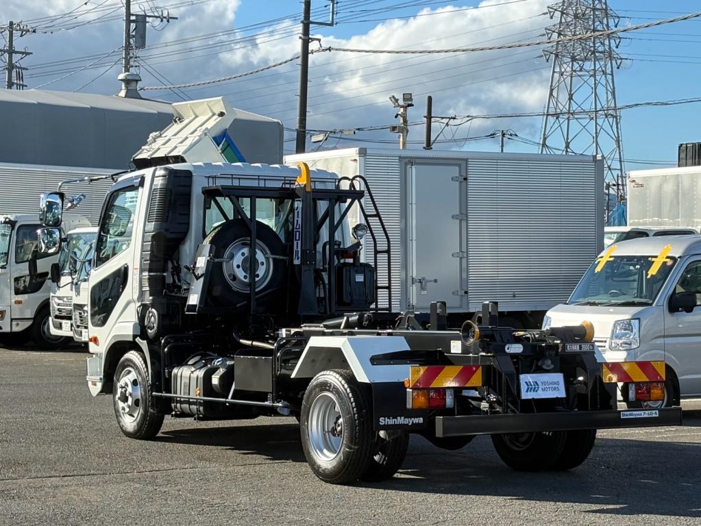 三菱 ファイター 2KG-FK72F(2WD)の写真3