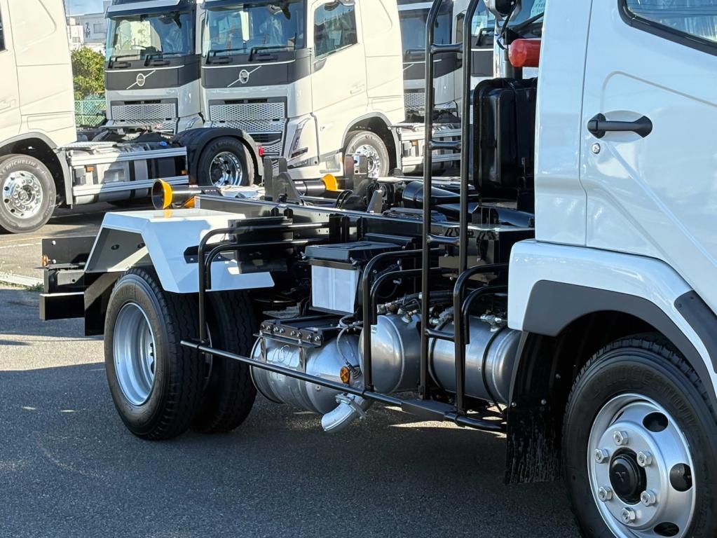三菱 ファイター 2KG-FK72F(2WD)の写真5