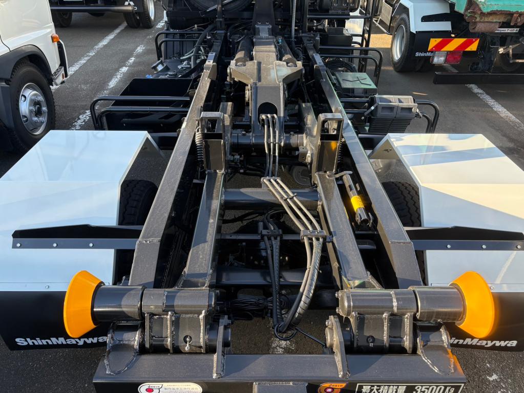 三菱 ファイター 2KG-FK72F(2WD)の写真8