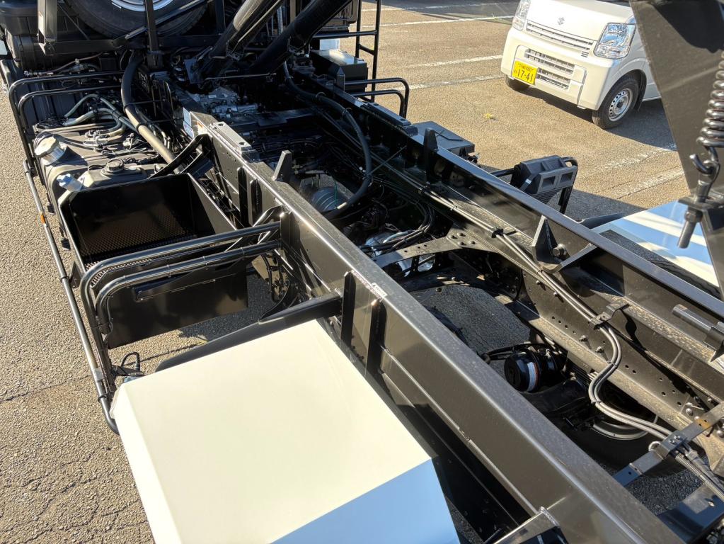三菱 ファイター 2KG-FK72F(2WD)の写真12