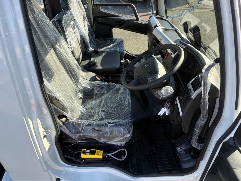 三菱 ファイター 2KG-FK72F(2WD)の写真21