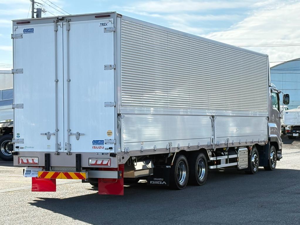 いすゞ ギガ 2PG-CYJ77C(8x4)の写真4