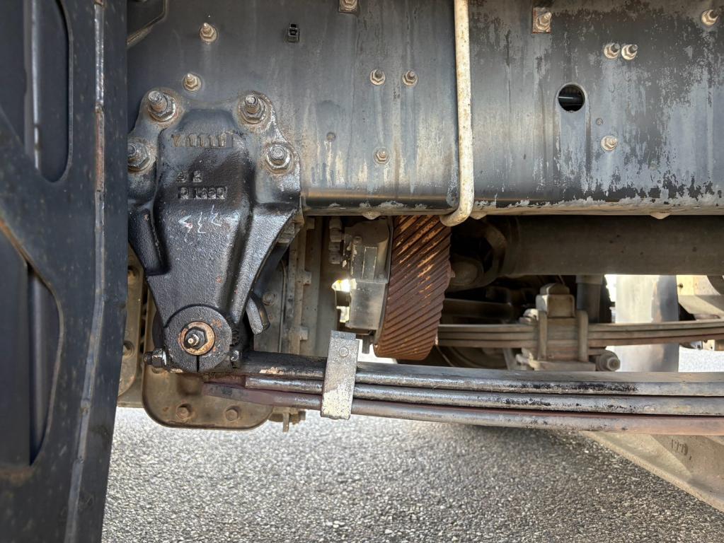 いすゞ ギガ 2PG-CYJ77C(8x4)の写真18