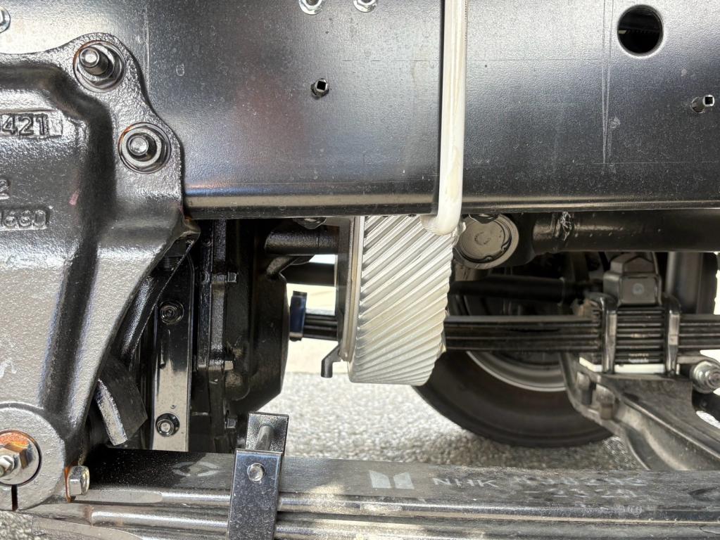 いすゞ ギガ 2WG-CYJ77D(8x4)の写真18