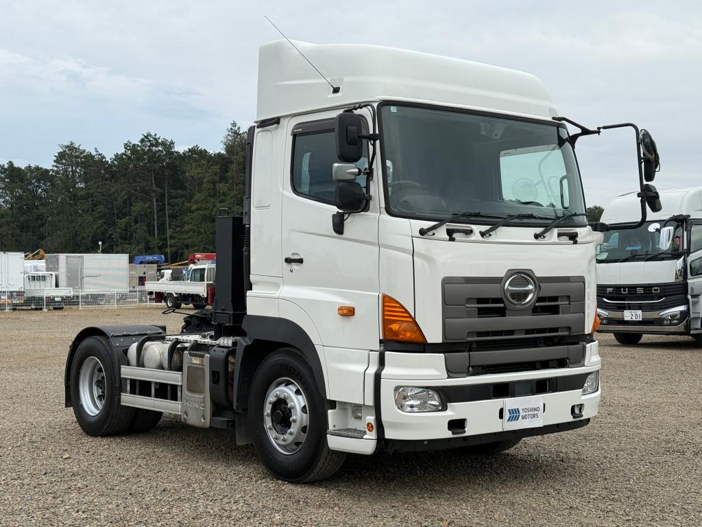 日野 プロフィア QPG-SH1EDDG(2WD)の写真2