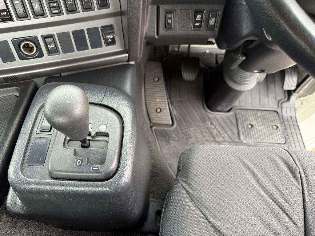 日野 プロフィア QPG-SH1EDDG(2WD)の写真23