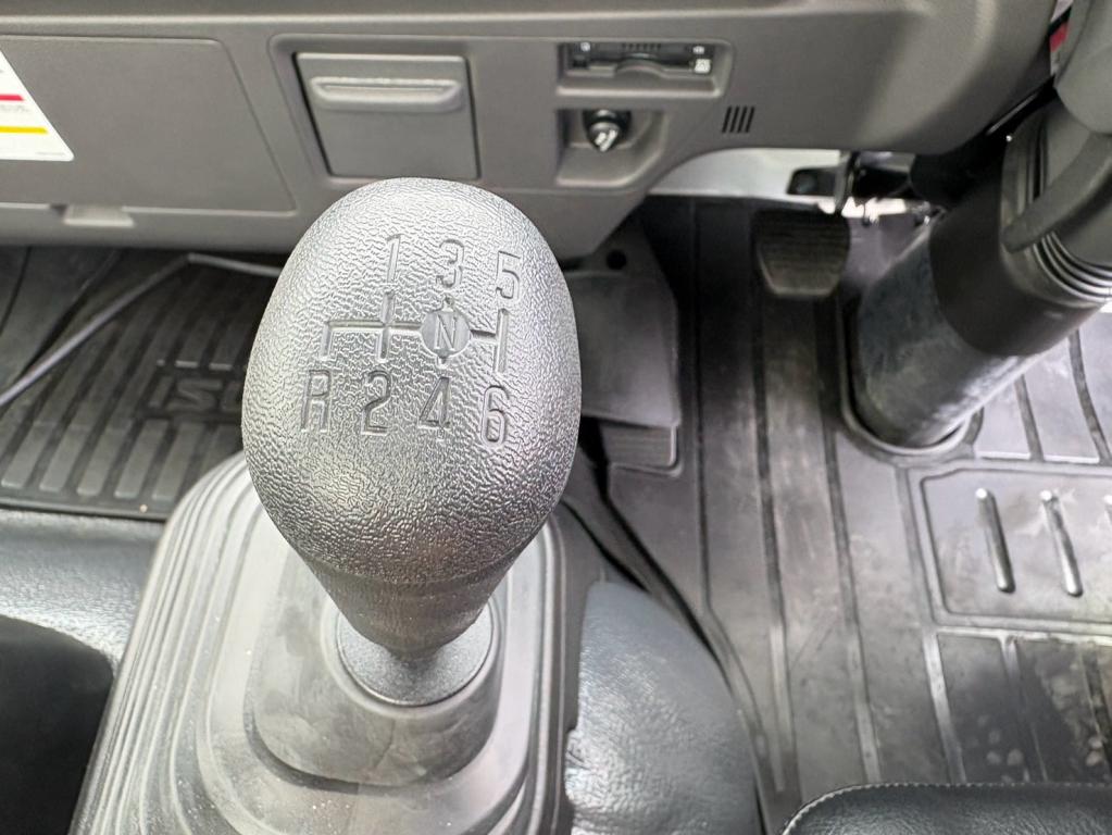 いすゞ フォワード 2PG-FRR90S4(2WD)の写真23