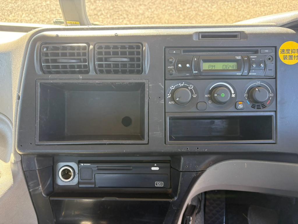 三菱 スーパーグレート QPG-FP64VDR(2WD)の写真22