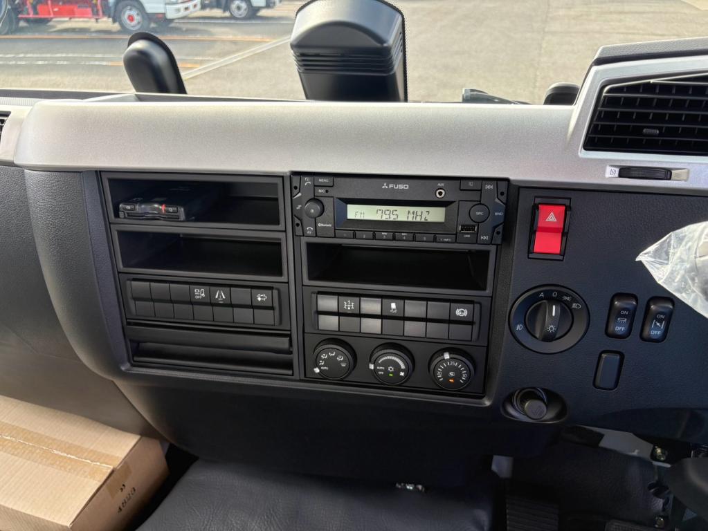 三菱 ファイター 2KG-FK62F(2WD)の写真22