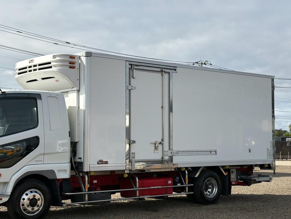 三菱 ファイター 2KG-FK64F(2WD)の写真6