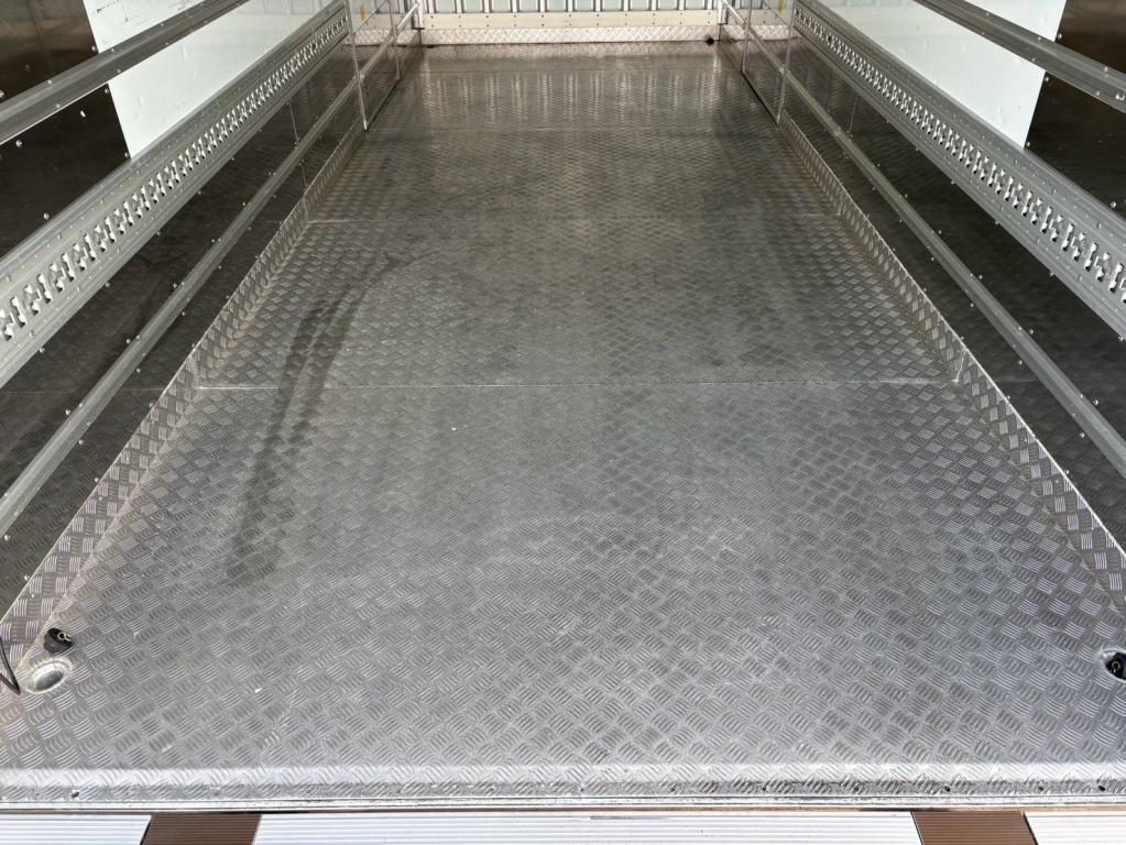 三菱 ファイター 2KG-FK64F(2WD)の写真8