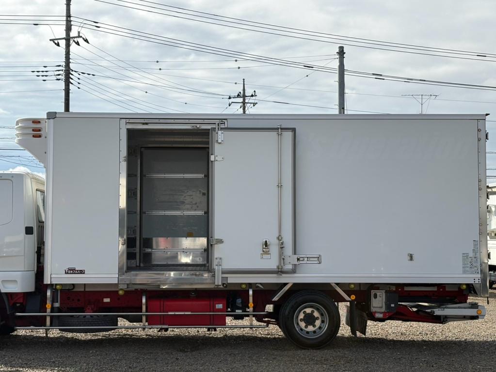 三菱 ファイター 2KG-FK64F(2WD)の写真14