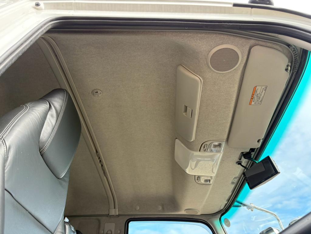三菱 ファイター 2KG-FK64F(2WD)の写真24
