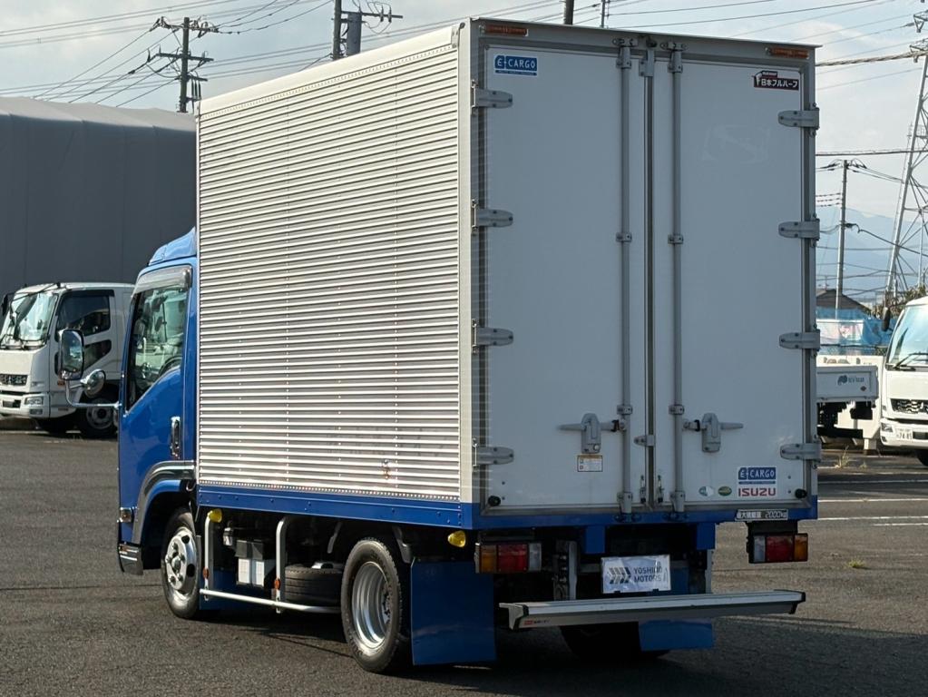 いすゞ エルフ 2RG-NLR88AN(2WD)の写真3