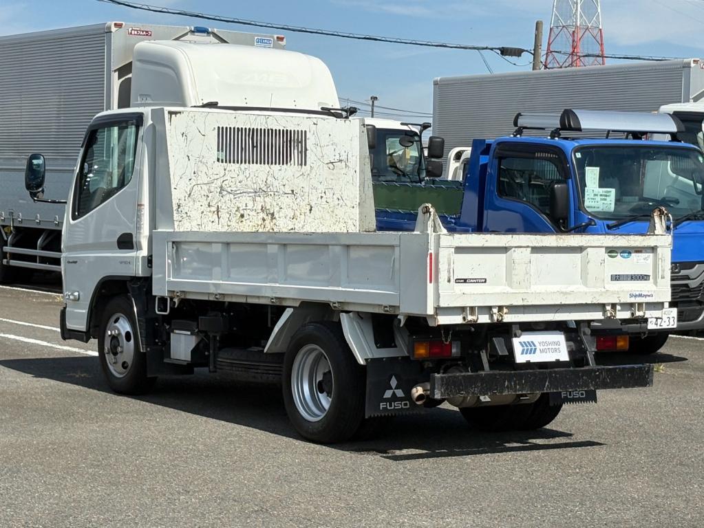 三菱 キャンター 2RG-FBA60(2WD)の写真3